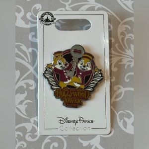 🎀 Disney brand new Chip and Dale Hollywood Tower trading collectible pin. 🎀